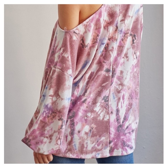 💝Boutique~💗Tie Dye Asymmetrical Off Shoulder Top - Picture 1 of 4